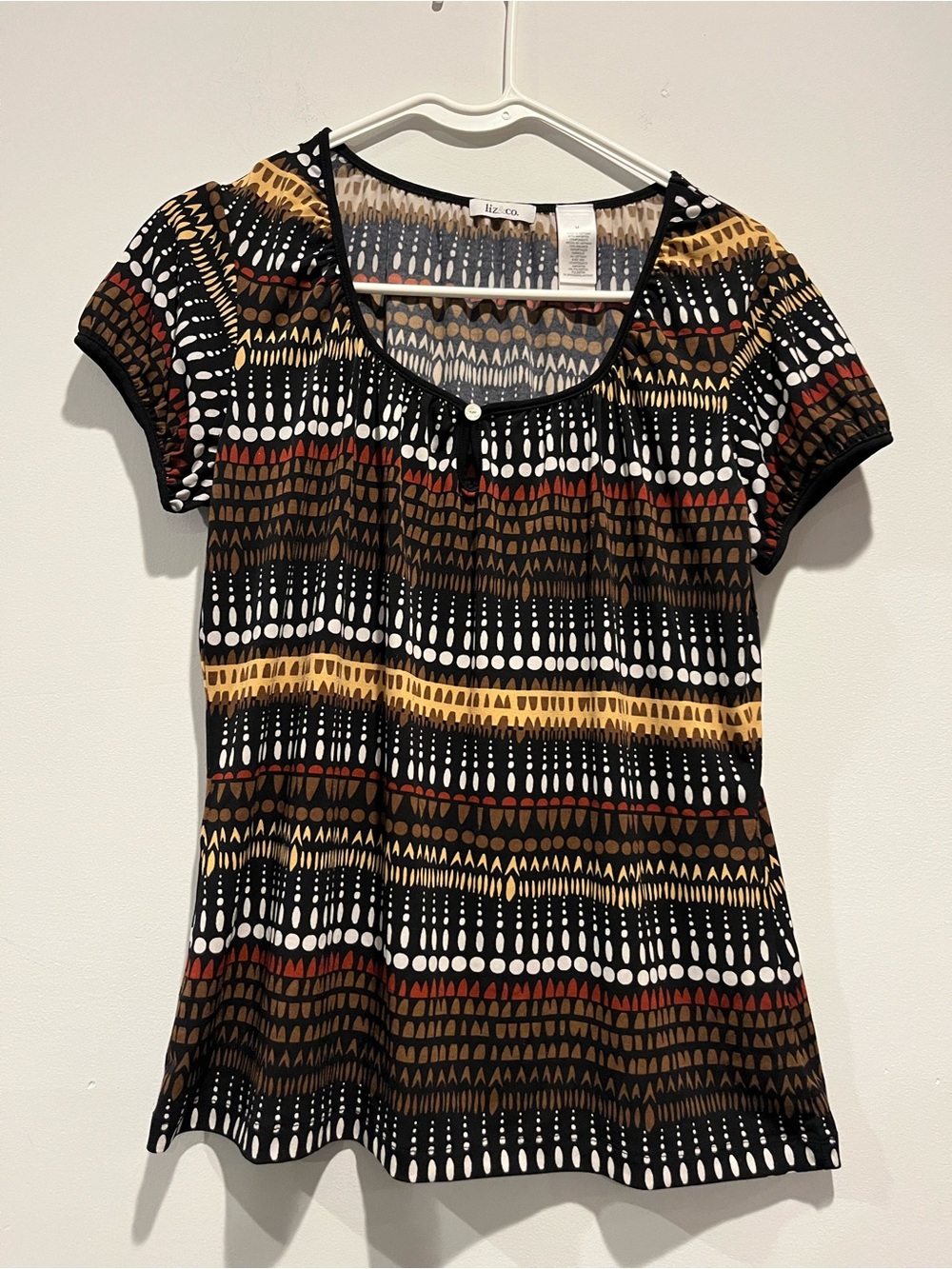 Liz Claiborne Black Multi-Color Tribal Print Short Sleeve Top